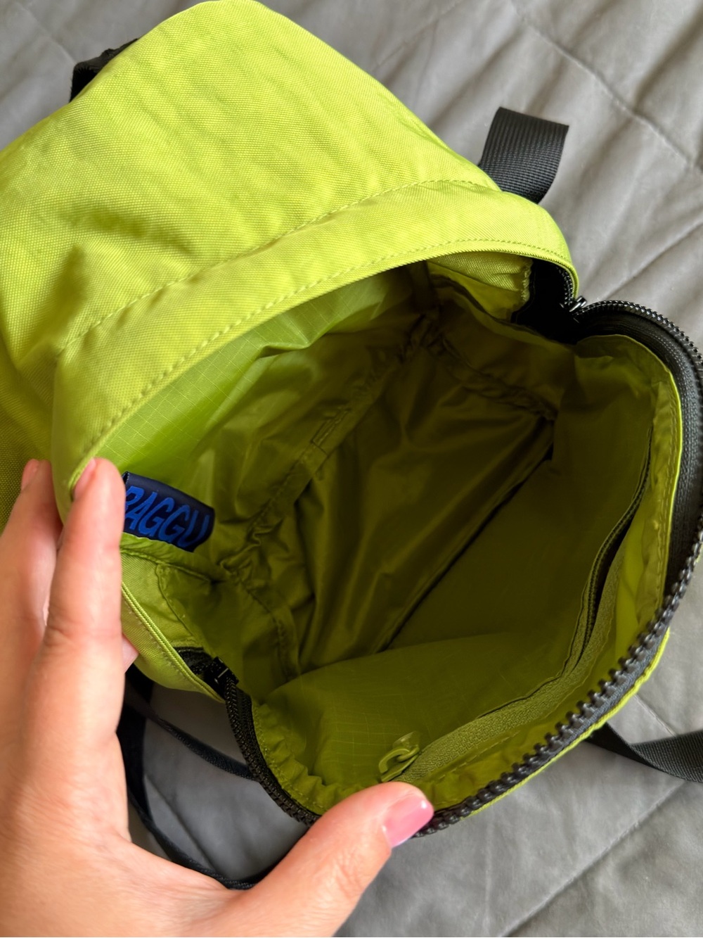 Baggu mini backpack in Green Juice 🍏 - Picture 8 of 8